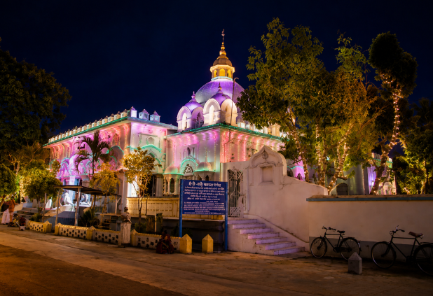 Lakshmi Narayan Bari Temple