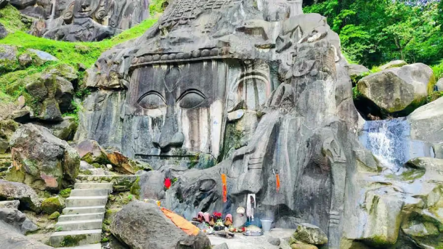 Unakoti